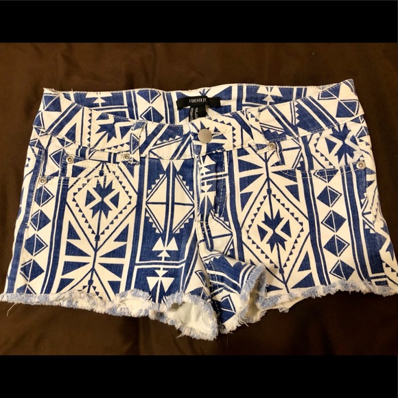 Forever 21 Aztec Print Denim Shorts - Picture 1 of 4